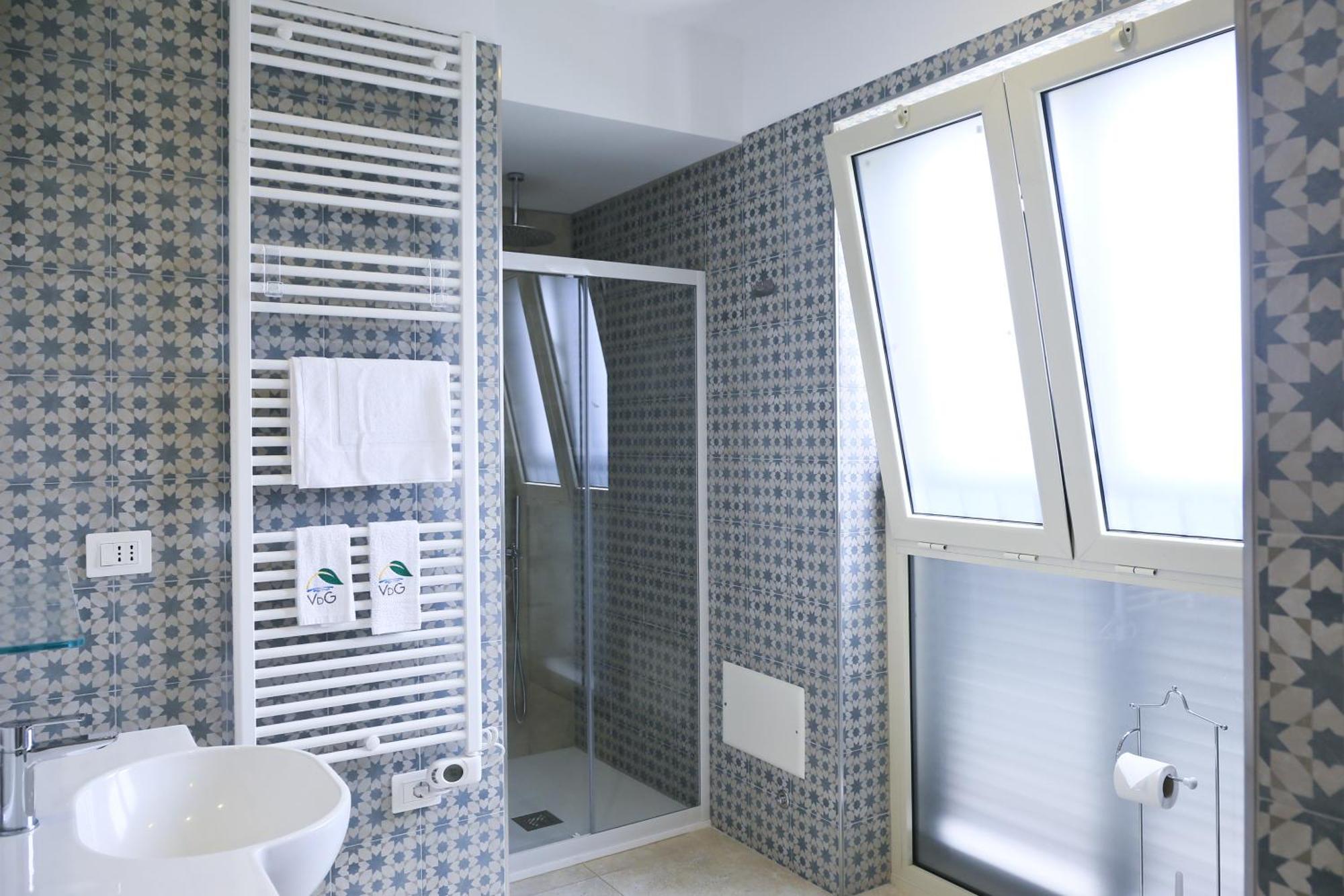 Villa Del Gaudio Rooms & Apartments Castellammare di Stabia Bagian luar foto